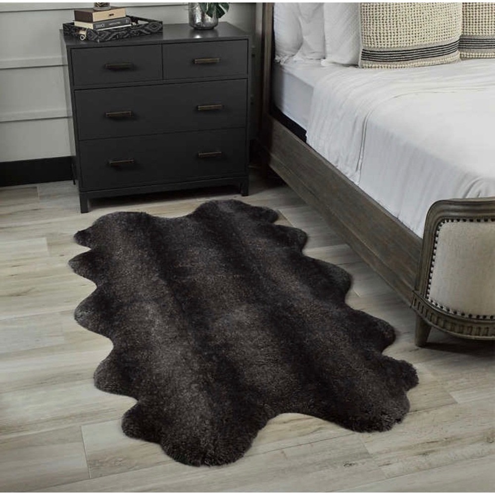 Mon Chateau Luxury Collection Faux Fur Rug Kodiak Brown 1420081 Plush Accent Rug - Picture 2 of 8